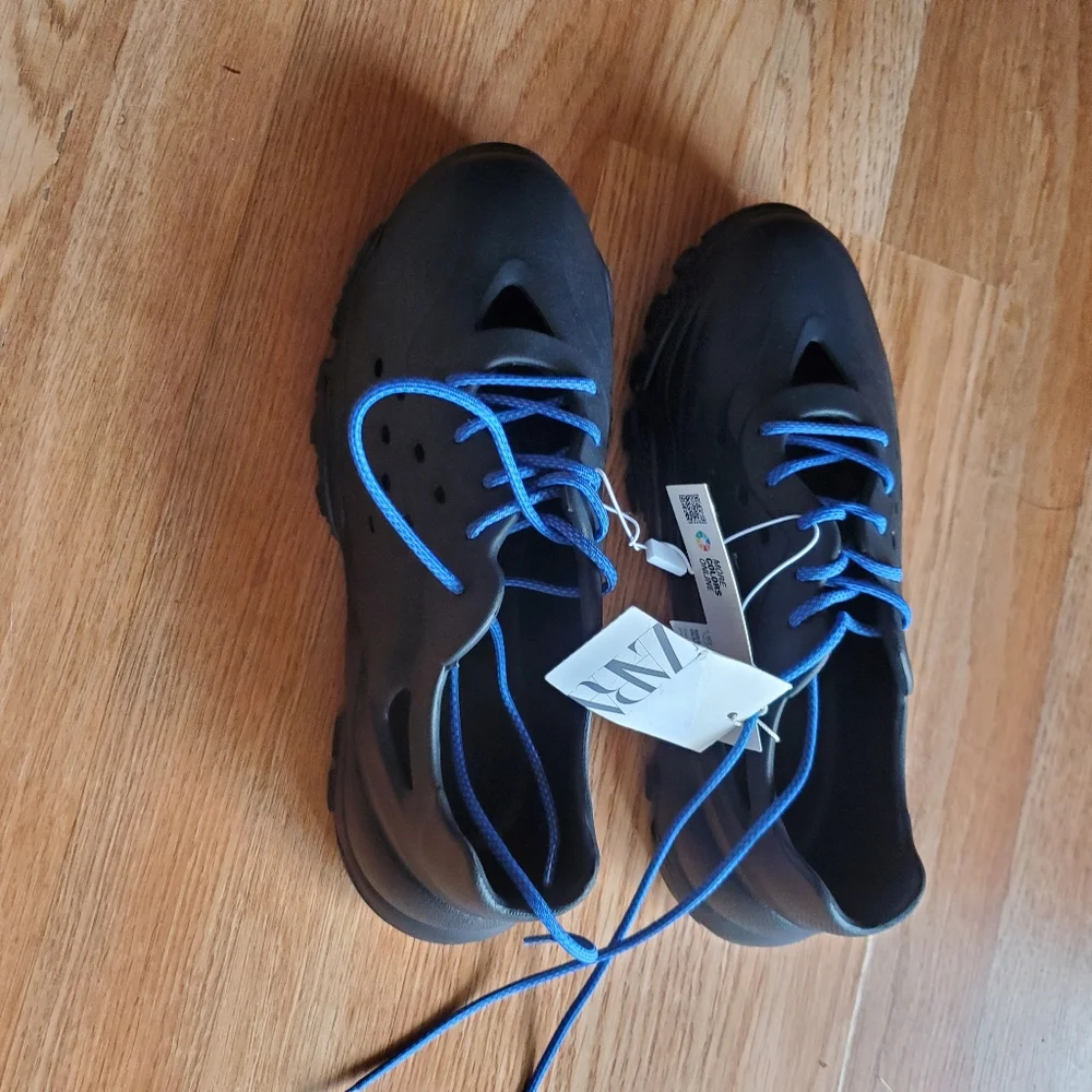 Mens Blue and Black Sandals
